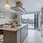 2 Bed In Grange-over-sands Oc-73154 Casa de Férias